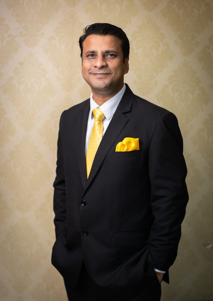 Vijay Kumar Pandey Ama de llaves ejecutiva, Crowne Plaza Greater Noida