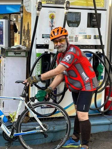 Popular Chef Dr Parvinder Bali to lead Delhi’s hoteliers on 100 km cycle ride for Chefs Day 1 Chef Dr Parvinder Bali to lead Delhi’s hoteliers on 100 km cycle ride to raise awareness of International Chefs Day