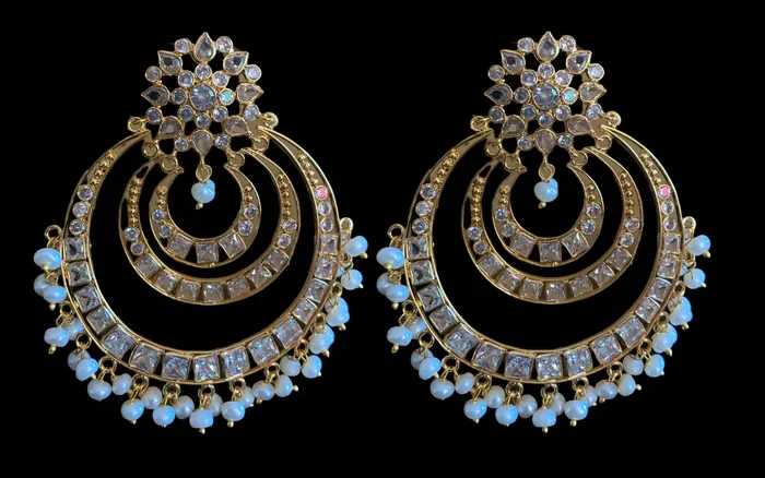 Hyderabad's Jewellery Heritage - 7 famous traditional styles 8 Hyderabad's Jewellery Heritage: Chandbali earrings