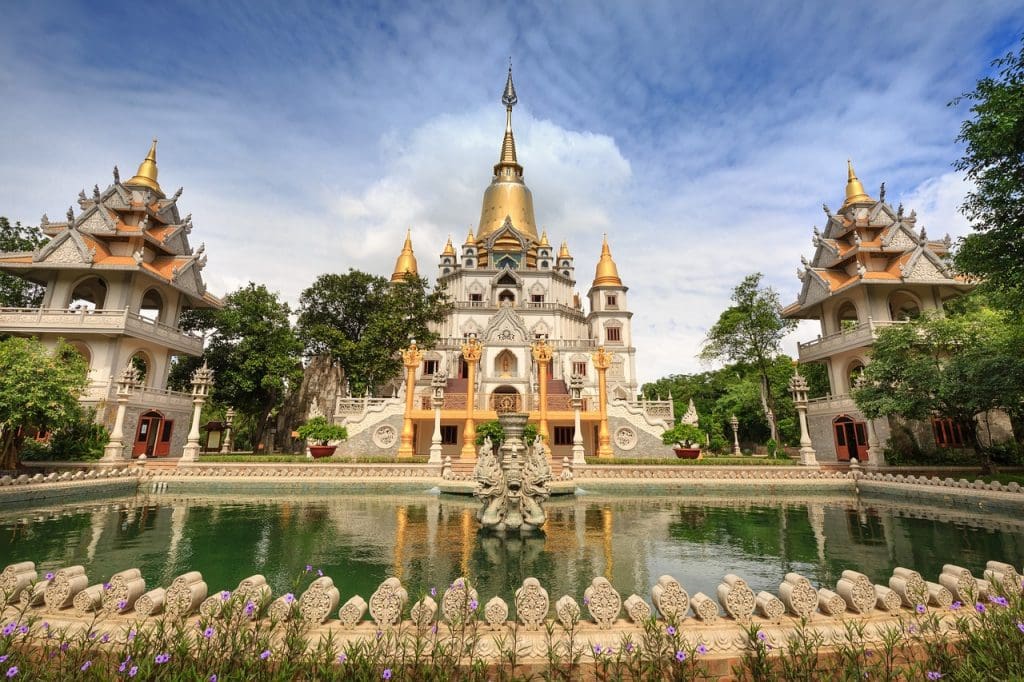 Scenic Vietnam: conexión de vuelo de Vietjet