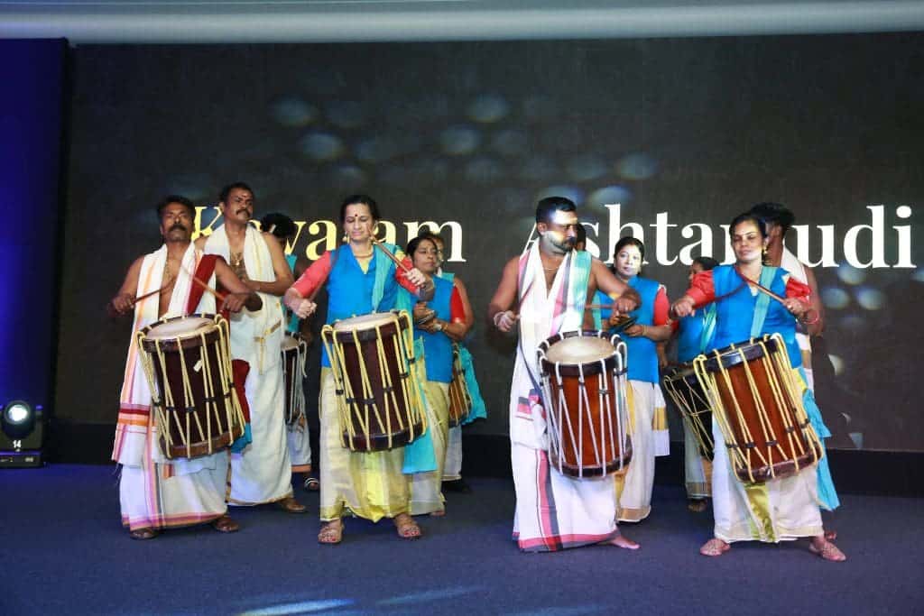 Exhibición turística de Kerala por Raviz en Nueva Delhi 4 Actuación Shinkarimelam