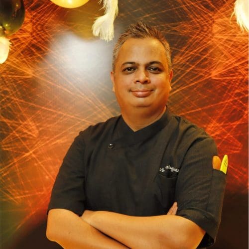 Chef Vineet Bahuguna, chef ejecutivo, Novotel Lucknow Gomti Nagar