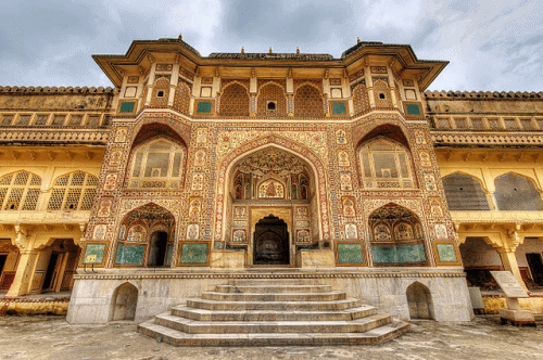 Amer Fort
Image Credit: Firoze Edassery, CC BY-SA 3.0 via Wikimedia Commons