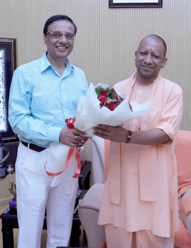 Setting up Grade A Multi-modal Logistics Park on 50 acres at the new Jewar International Airport 1 Prasoon Mukherjee, Chairman of Universal Success Enterprises with Shri Yogi Adityanath, Honorable Chief Minister of Uttar Pradesh, expressed his interest in setting up a Grade A Multi-modal Logistics Park at the upcoming Jewar International Airport