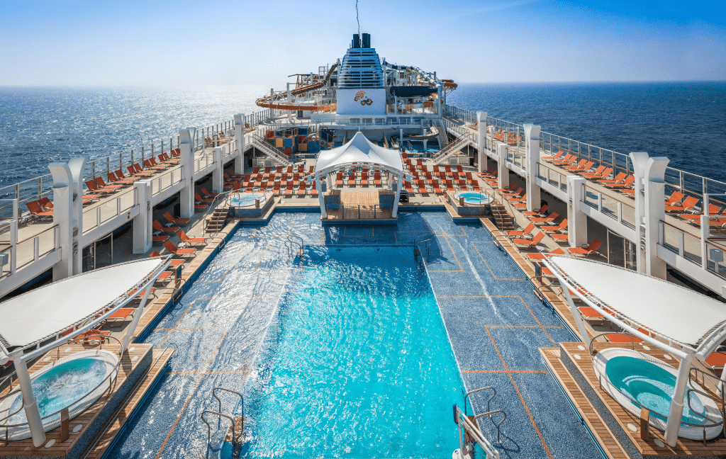 Resorts World Cruises - Main Pool Deck