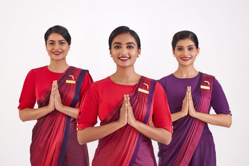 Air India presenta uniformes de tripulación de última moda para marcar la llegada de una nueva era en la alta costura a bordo