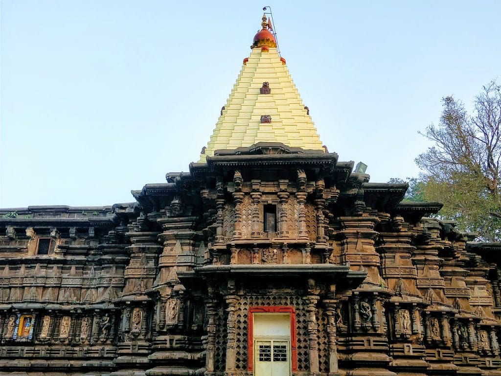 Mahalaxmi Temple (Beautiful temples in Maharashtra)