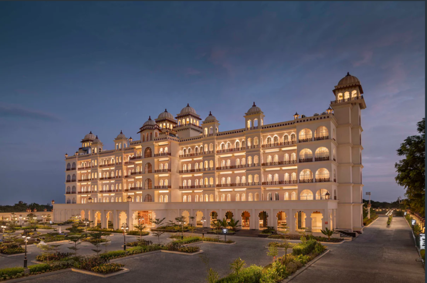 Radisson Hotel Group presenta Uday Palace Navsari miembro de Radisson Individuals