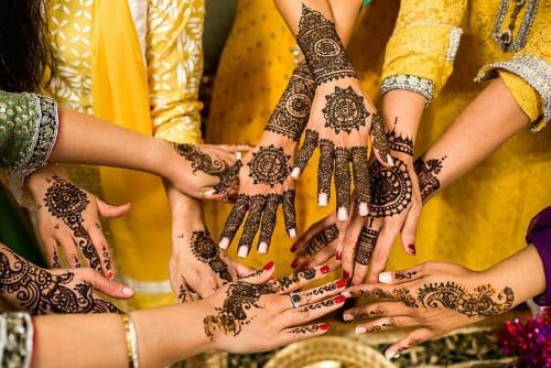 Mehendi Ceremony – Image Credit via wallpaperflare