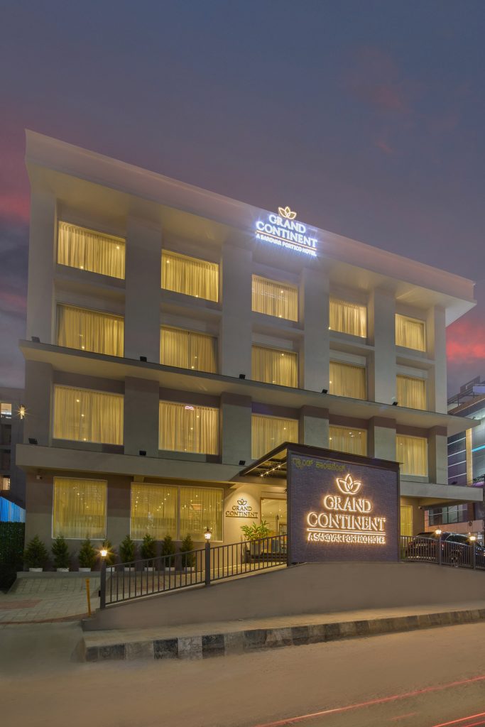 Sarovar Hotels Resorts lanza un modelo de negocio de afiliados para impulsar el crecimiento empresarial firma varios hoteles con Grand Continent Hotels con sede en Bangalore
