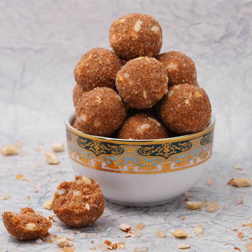 Goondh Laddu - winter dishes