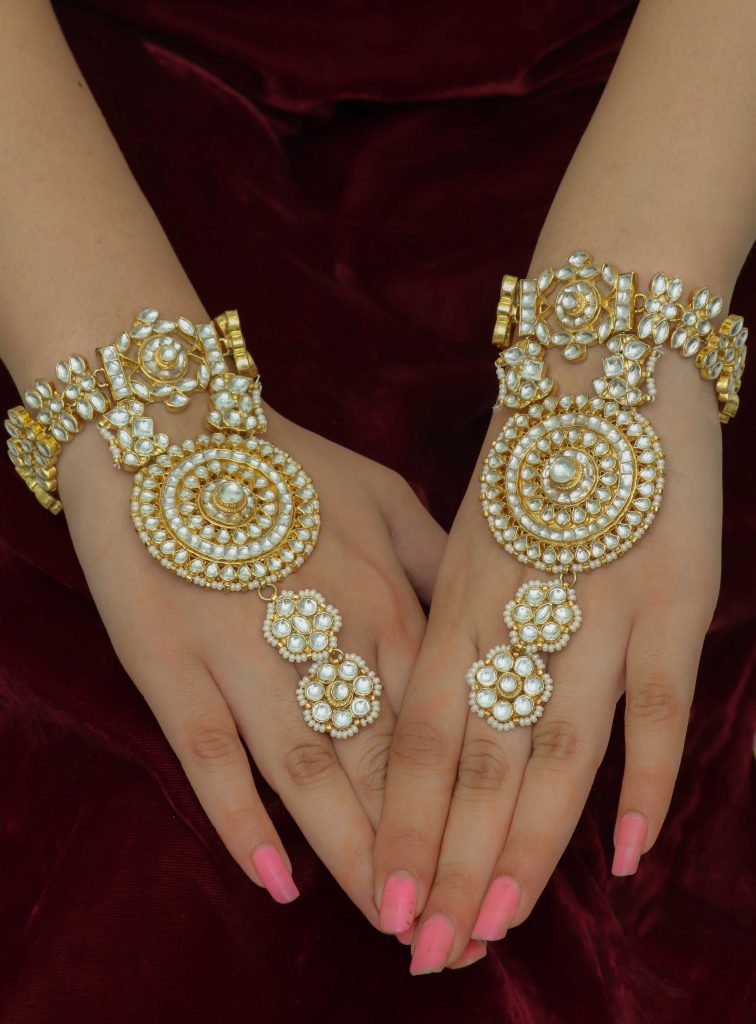 Hath Phool  (The Allure of Punjabi Jewellery)