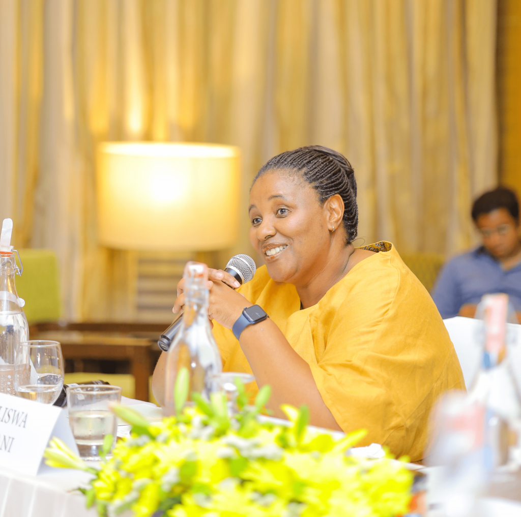 Neliswa Nkani, Hub Head – Middle East, India and South-East Asia, South African Tourism, interacting with Corporate Travel Leaders