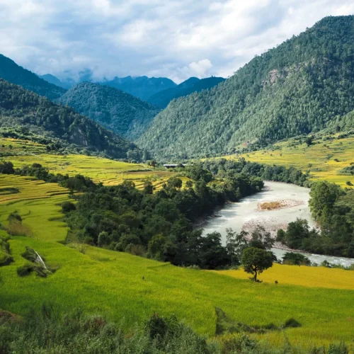 Trekking in Punakha Valley, Bhutan - Eco Luxe Escapes