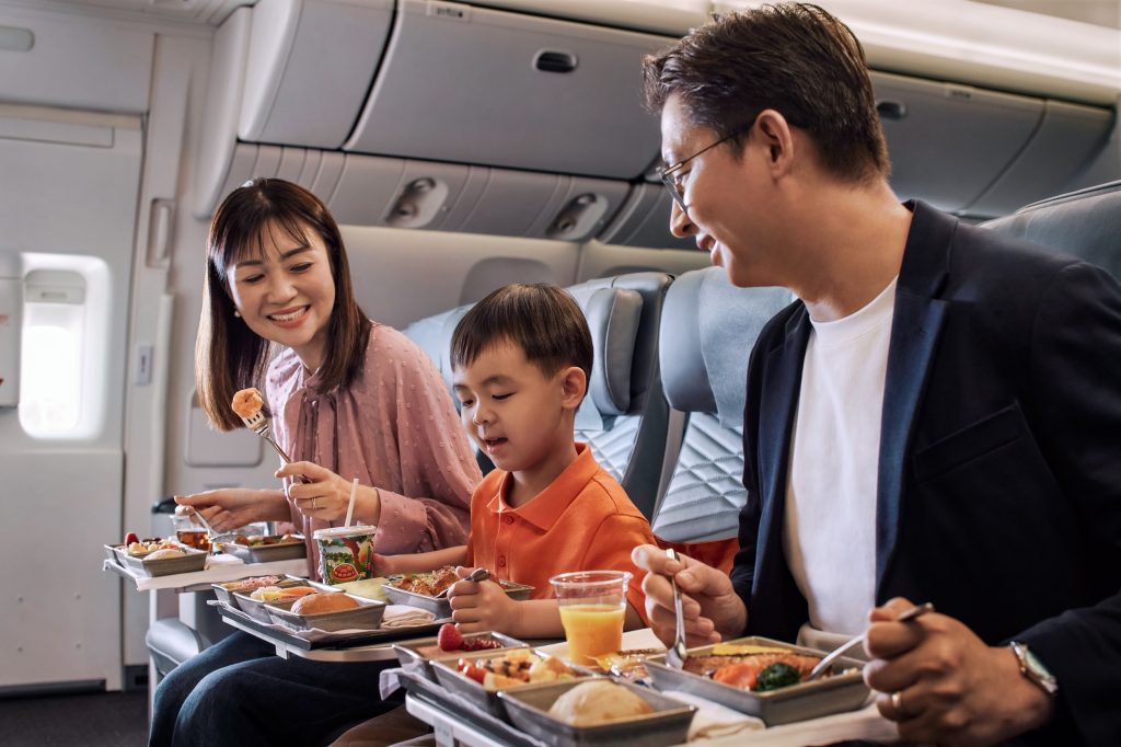 Singapore Airlines enhances Premium Economy Class In-Flight experience with new Dining options and Amenity Kits