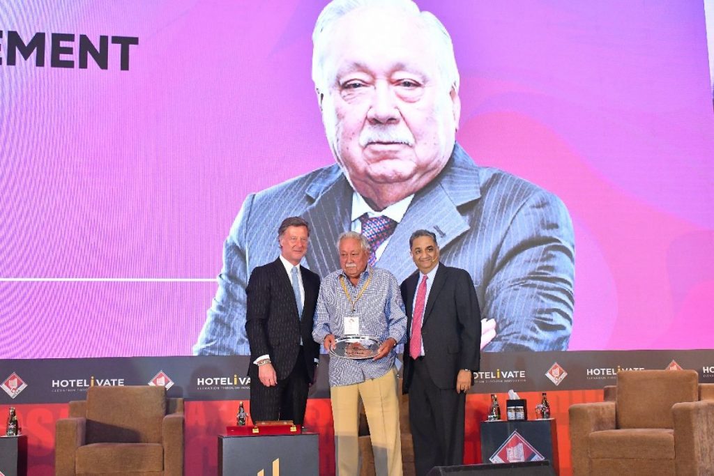  Kapil Bhatia, Executive Chairman of InterGlobe Enterprises, awarded Lifetime achievement Award