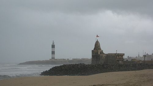 Dwarka Beach Gujrat scaled 8 Secret Surfing Paradises in India: Discover the Best Surf Spots for Wave Riders