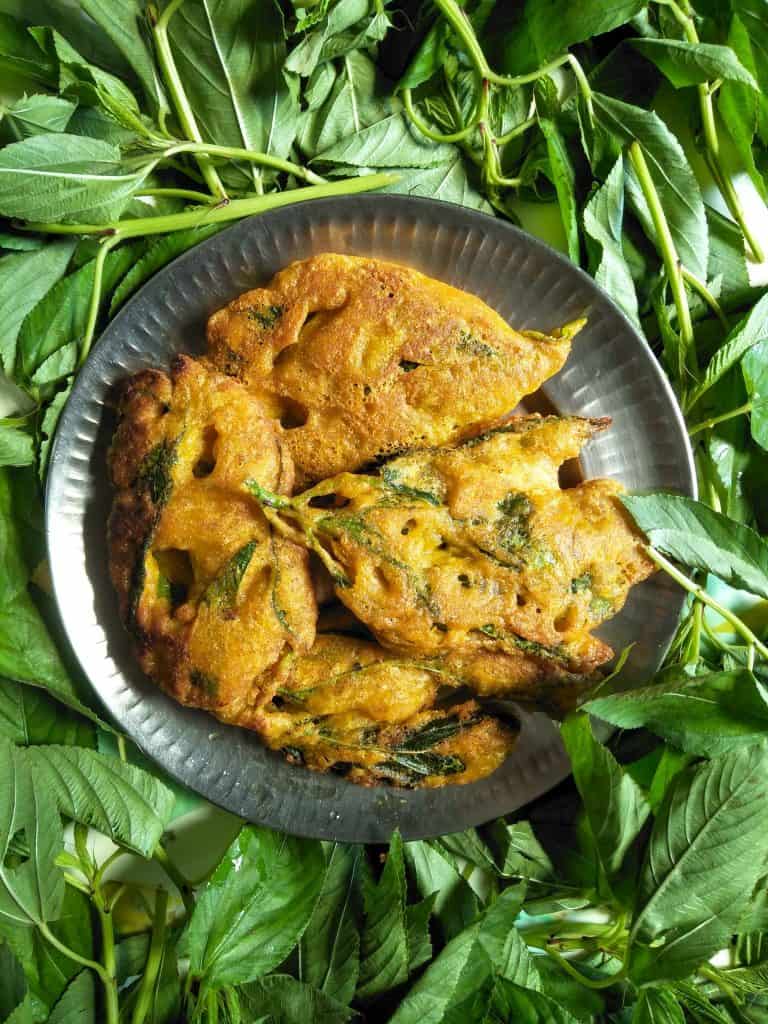  Jute leaves fritters  