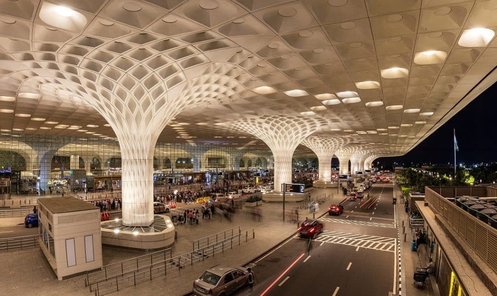 MIA hits big - 4.36 million passenger traffic in April 2024 2 MIA hits big - 4.36 million passenger traffic in April 2024