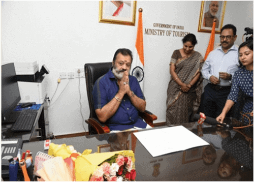 Shri Suresh Gopi assumes charge as new Minister of State for Tourism on 11 June 2024 2 Shri Suresh Gopi assumes charge as Minister of State for Tourism