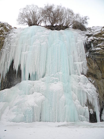The Chadar Trek: 8 epic days of walking on a frozen wonder in Ladakh's chilling winter! 8 Frozen waterfall Chadar Trek - Nerak Falls on the bank of Frozen Zanskar River Image courtesy Bodhisattwa via Wikimedia Commons