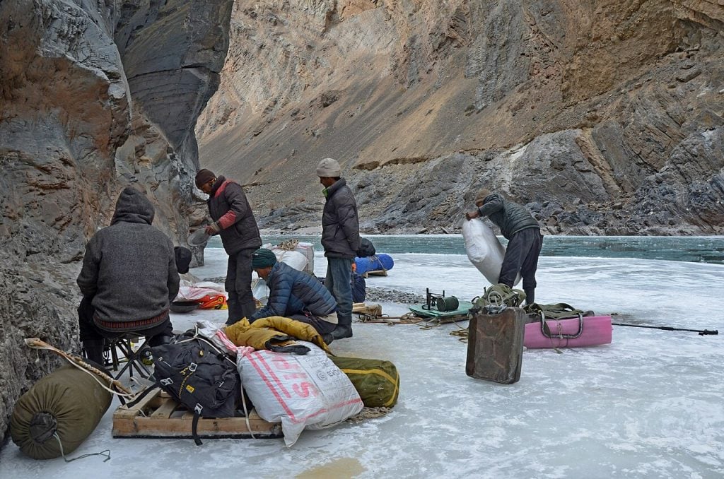 The Chadar Trek: 8 epic days of walking on a frozen wonder in Ladakh's chilling winter! 4 The Chadar Trek ( source: Wikimedia Commons )