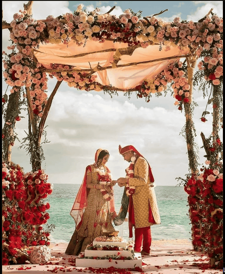 Luxury Weddings: Couples will opt for soft neutrals, sustainable décor, and elegant simplicity