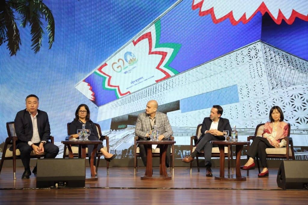 HVS ANAROCK HOPE 2025: From Incredible India to Irresistible India 16 Is India The Next China? Akash Datta, President, Consulting & Valuation, HVS ANAROCK, Clarence Tan, Senior Vice President Development, Asia Pacific, Hilton
2. Omar Romero, Chief Development and Luxury Officer, Minor Hotels
3. Serena Lim, Chief Growth Officer, The Ascott Ltd.
4. Suma Venkatesh, Executive Vice President – Real Estate & Development, IHCL