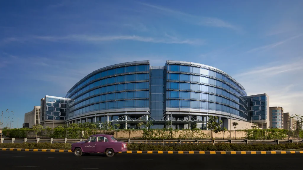 Chef Hemant Aswal joins Andaz Delhi, by Hyatt as the new Executive Pastry Chef 2 Andaz Delhi, by Hyatt