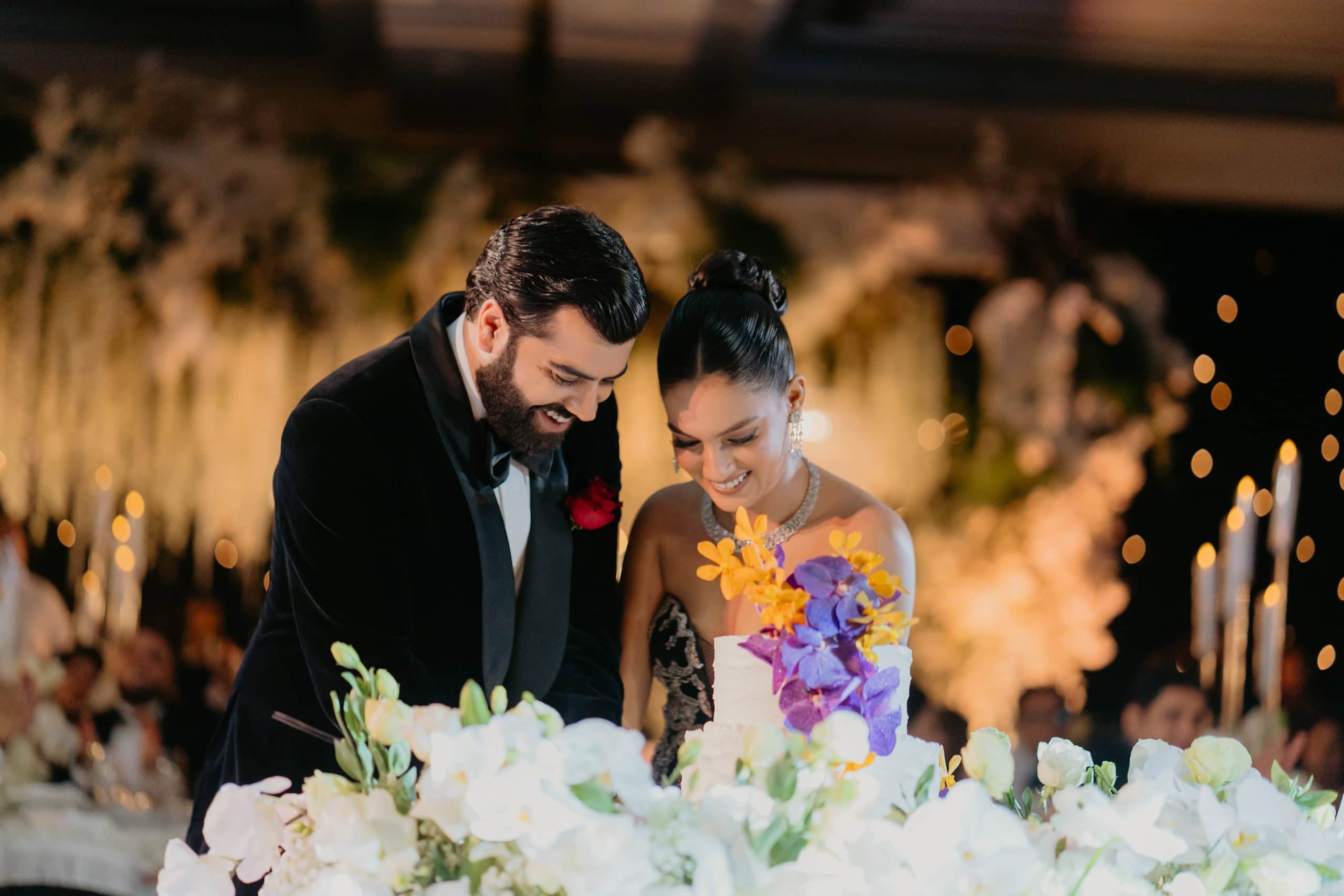 India’s Grand Weddings: Breathtaking Trends You Can’t Miss in 2025 5 Couples are choosing to speak from the heart and writing their own vows. (Image courtesy: The Wedding Network)