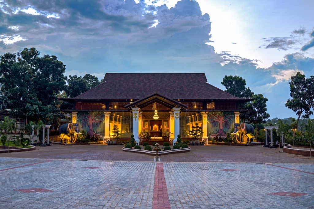 ROHL takes hospitality to new heights: Signs a unique experiential Regenta Property in Mysore
