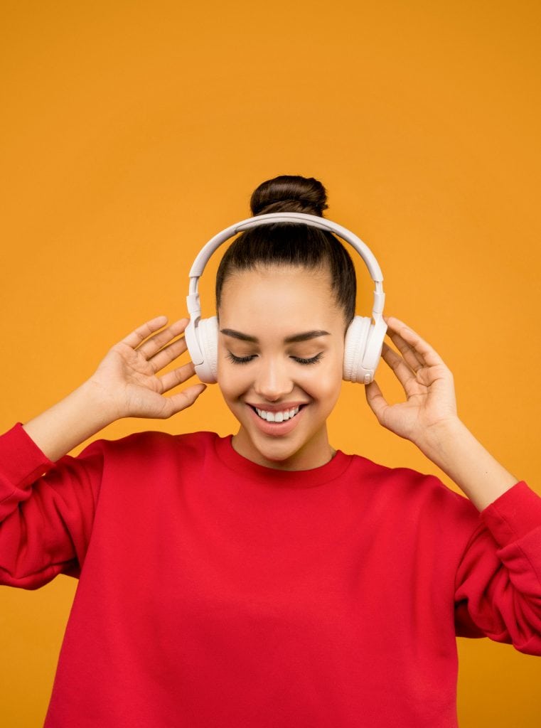 How Music Hijacks Your Memories: Wild magic that captures no matter if you are 17 or 90 years 1 How Music Hijacks Your Memories girl songs