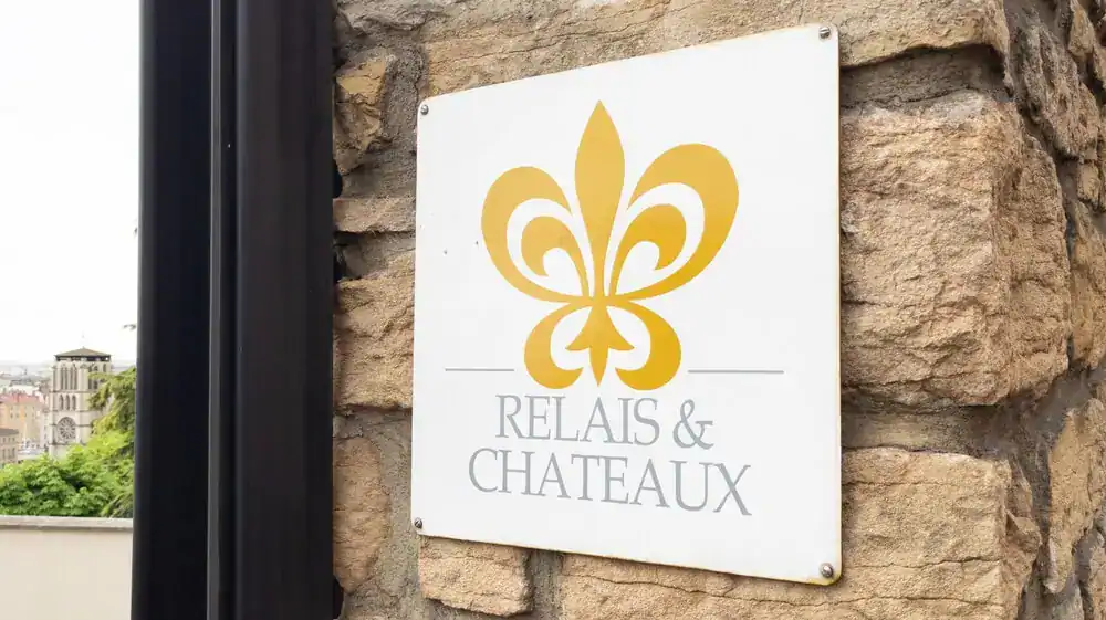 When it comes to luxury tourism, the Relais & Châteaux hotels are a sure bet for a dream holiday in top-of-the-range accommodation.