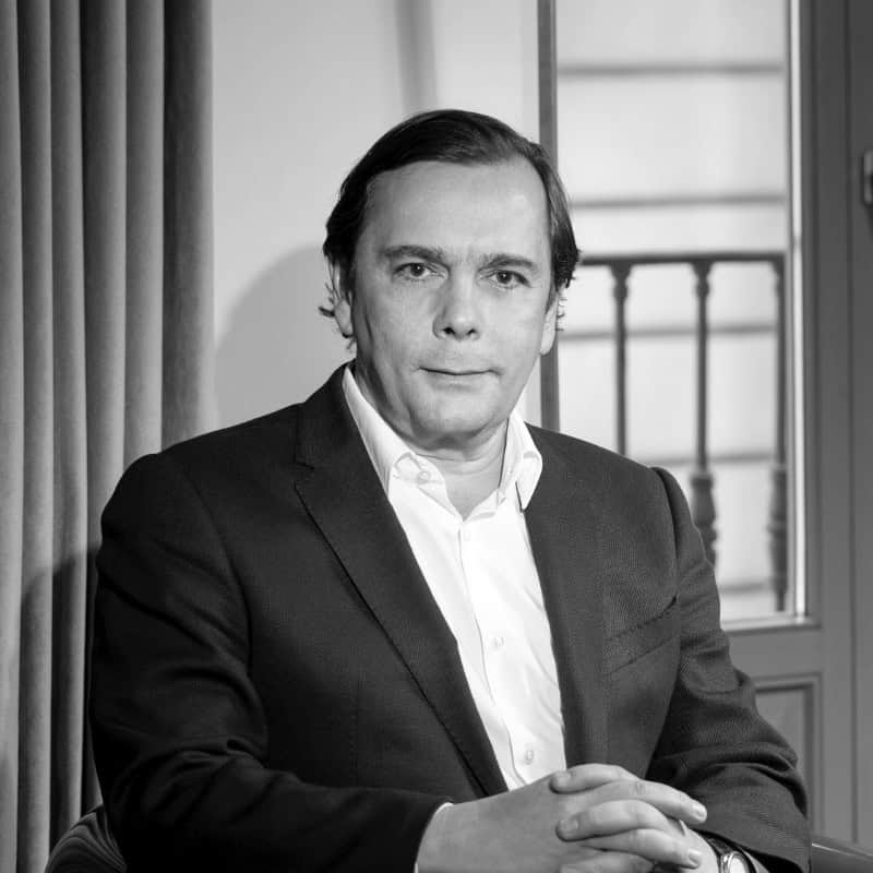 Federico J. González, Board Director, Groupe du Louvre