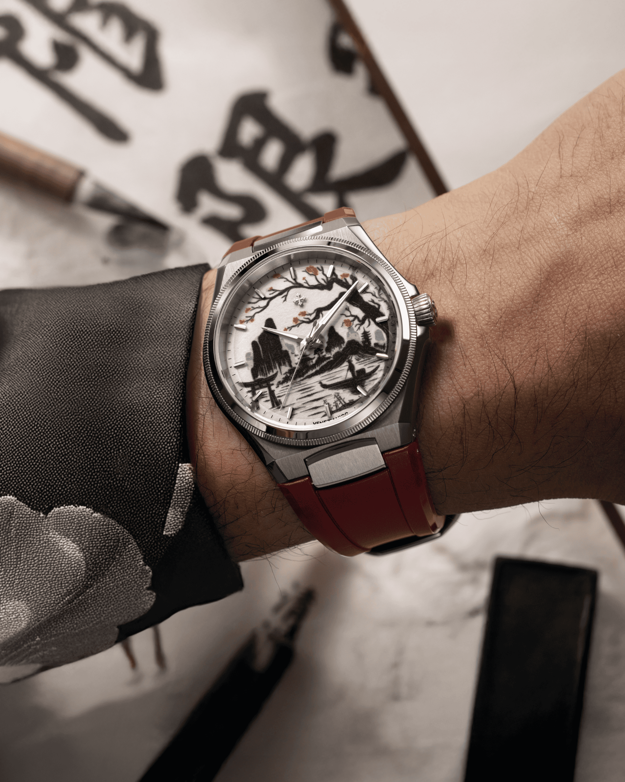 Elegant caseback design featuring Japanese script and ink-inspired engraving