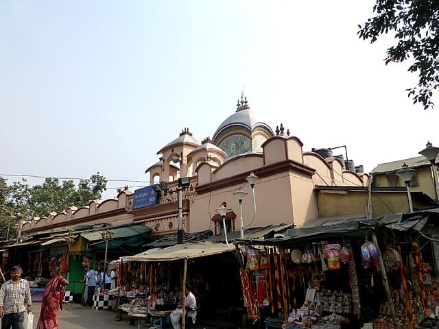 Kalighat Temple Kolkata India. Courtesy: Hiroki Ogawa, Wikimedia Commons