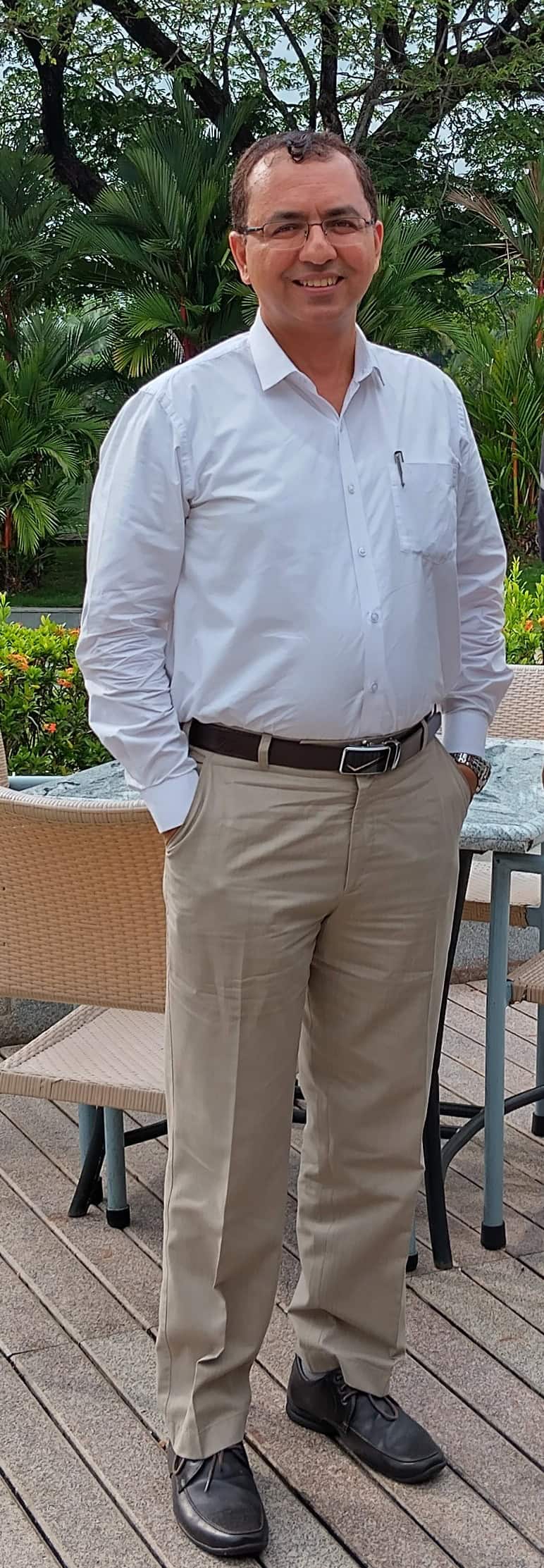 Sarat Valsraj, General Manager of The Zuri Kumarakom, Kerala Resort & Spa, welcomes participants during TiEcon Kerala 2025