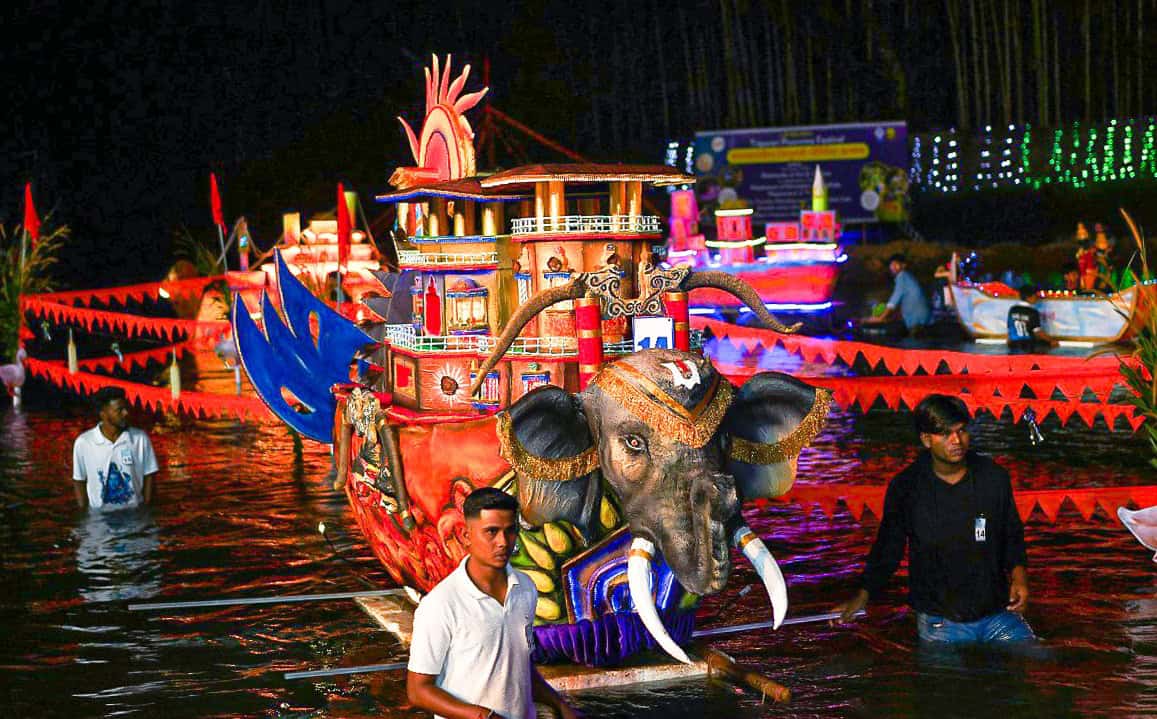 Tripurari Poornima 2025 celebrates Goa’s vibrant traditions with devotion, art, and festivity.