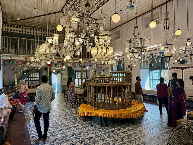 Interior of the Paradesi Synagoge, Kochi. Image courtesy: Oleg Yukanov Via Wikimedia Commons