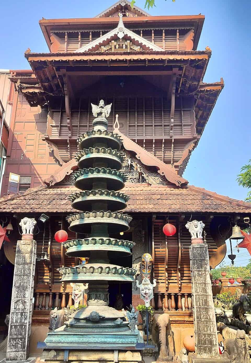 Entrance to the Kerala Folklore Meusium. Imagw Courtesy:  SijiR via Wikimedia Commons