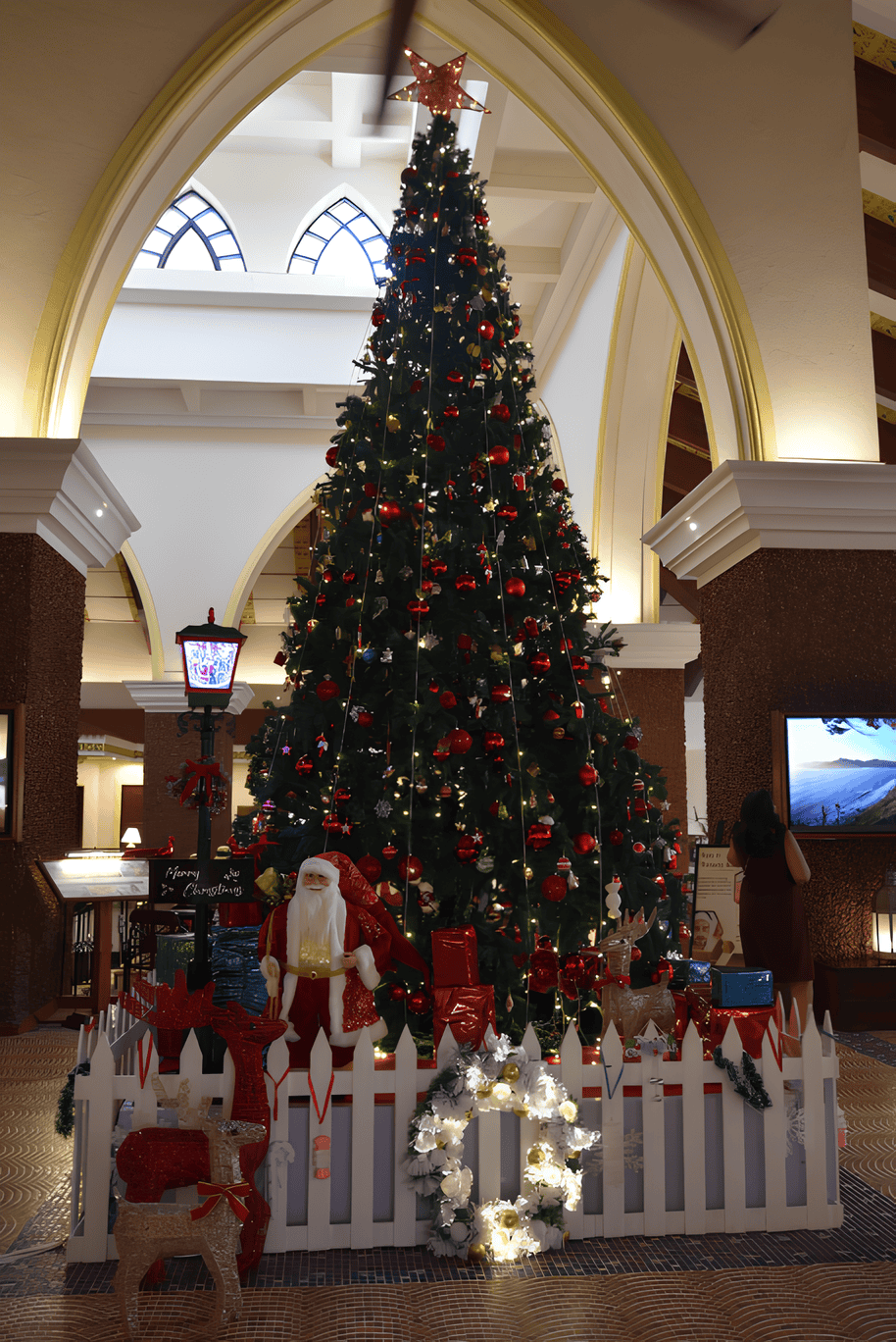 Caravela Beach Resort Goa invites a Christmas season dressed in warmth, elegance, and quiet celebration