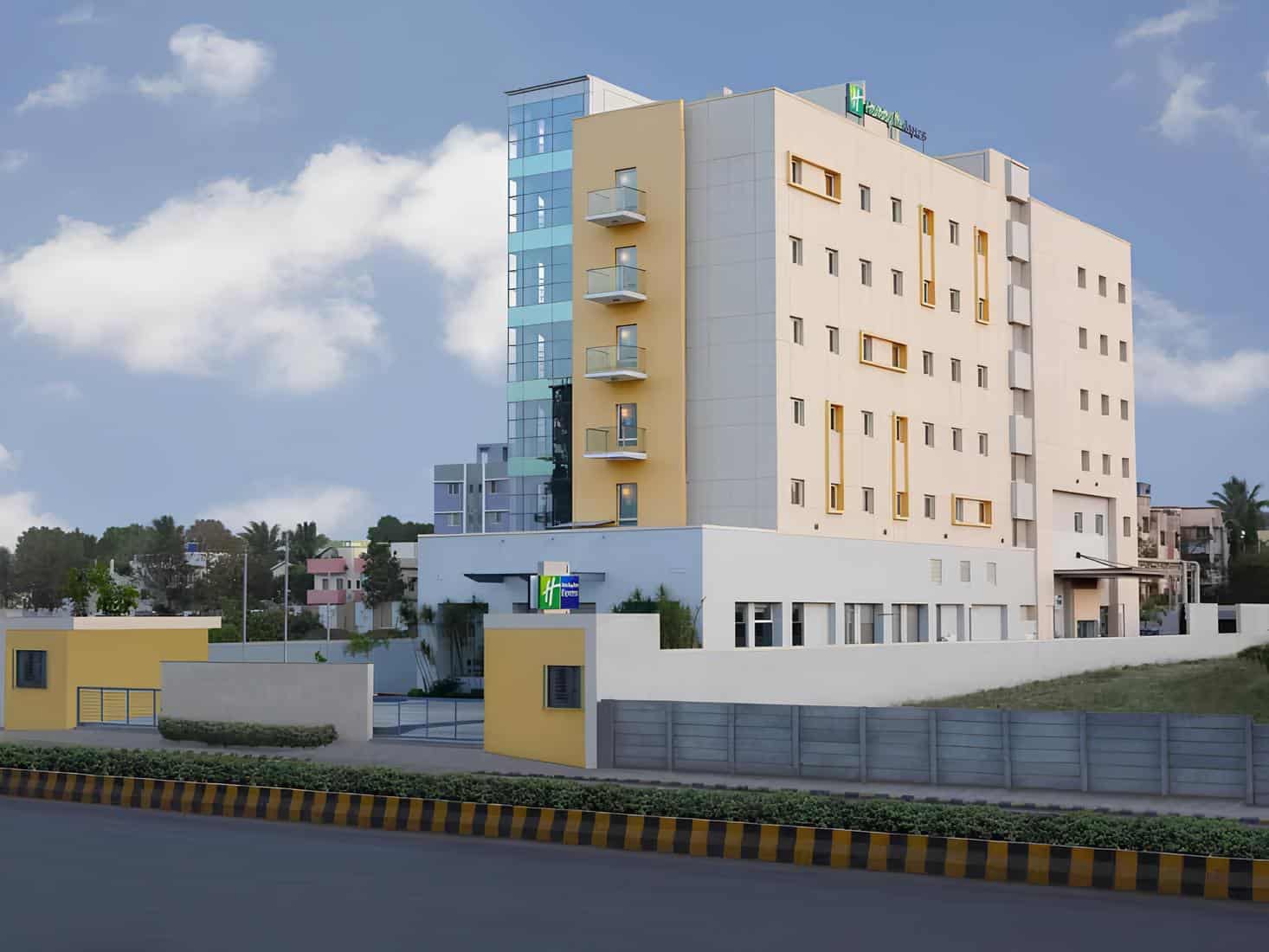 Holiday Inn Express Nashik Indira Nagar