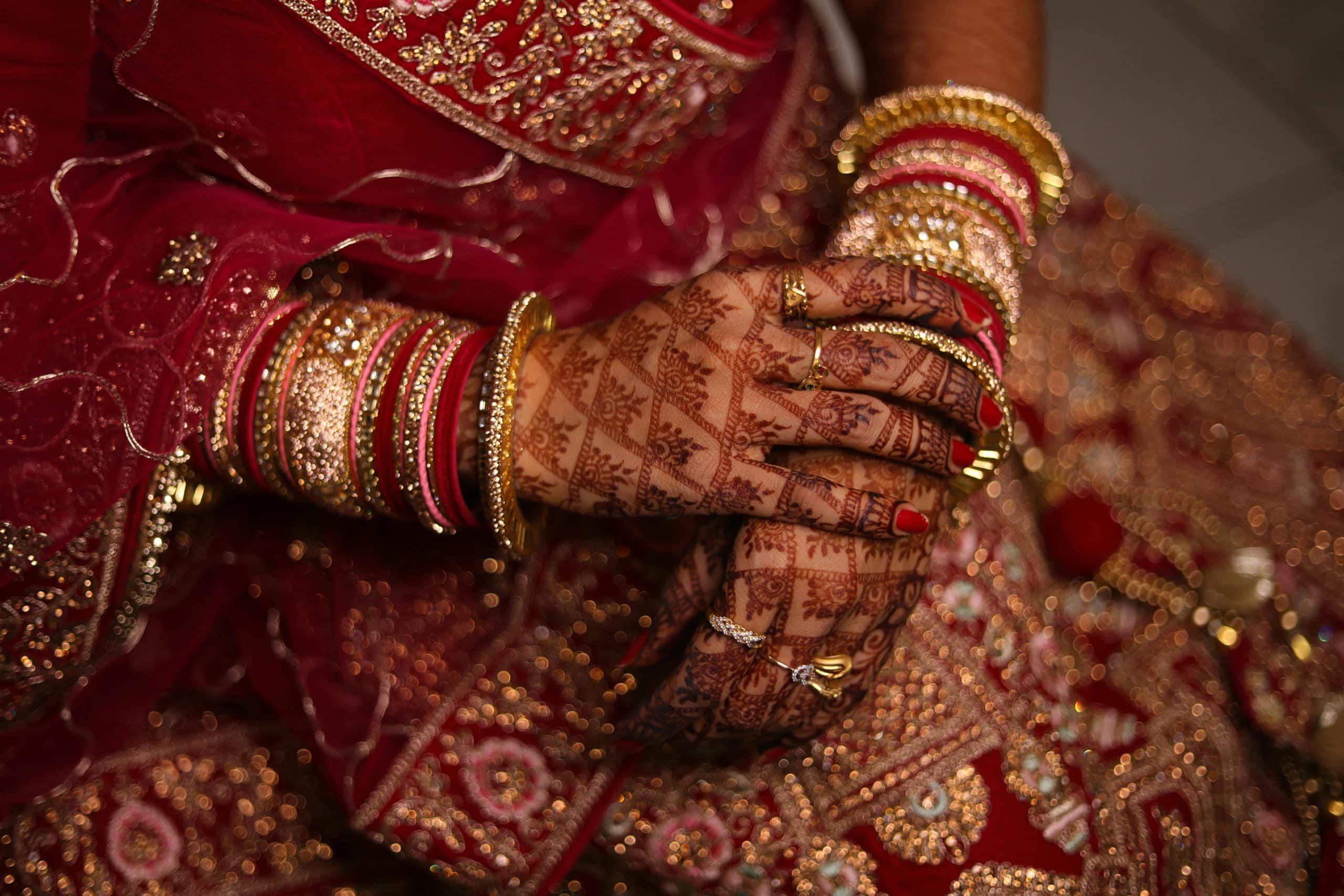 An exploration of Indian bridal sarees, tracing heritage weaves, regional traditions, and their elegant reinvention for modern weddings. Image courtesy: Chaitanya Nair via Pexels