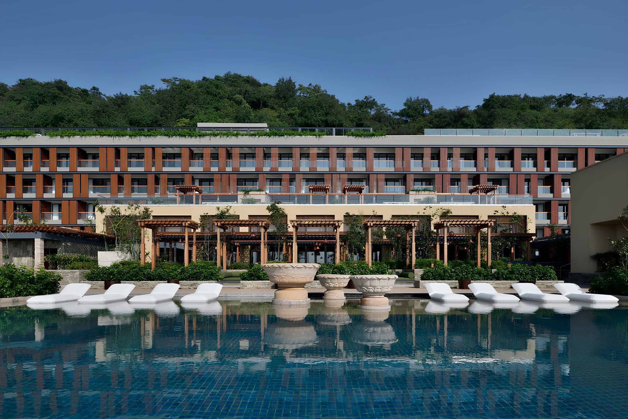  The Westin Resort & Spa, Himalayas