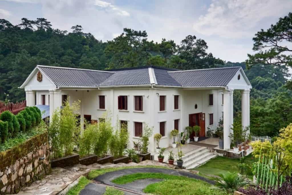 Heritage Club - Tripura Castle Hotel & Spa , Shillong