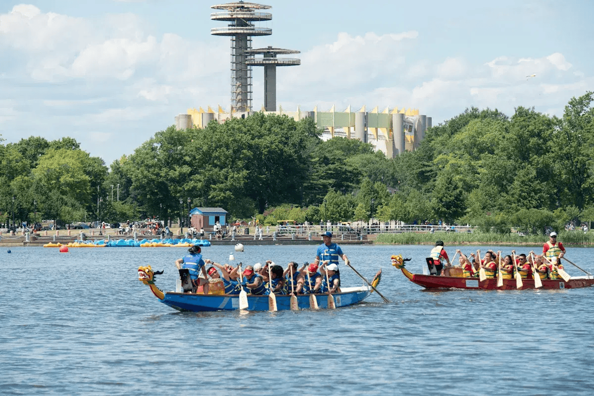 Hong Kong Dragon Boat Festival. Courtesy: Julienne Schaer, NYC Tourism