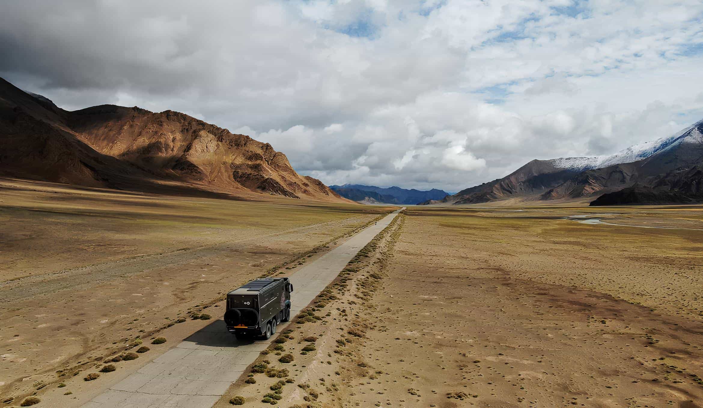 The Pamir Highway. Image courtesy: Tracks around the world