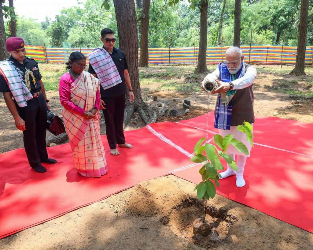 President Murmu, PM Modi and CM Majhi launch 72 Projects Worth ₹47,600 Crore, highlighting double-engine growth in Odisha