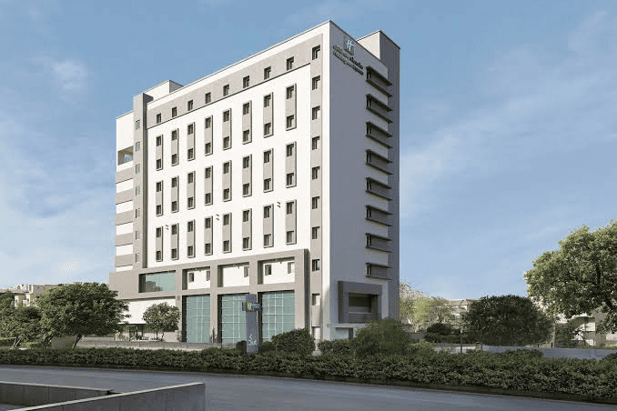 Holiday Inn Express appoints Zaheer Hasan Husain and Arjun Mehra to strengthen operations across its portfolio
