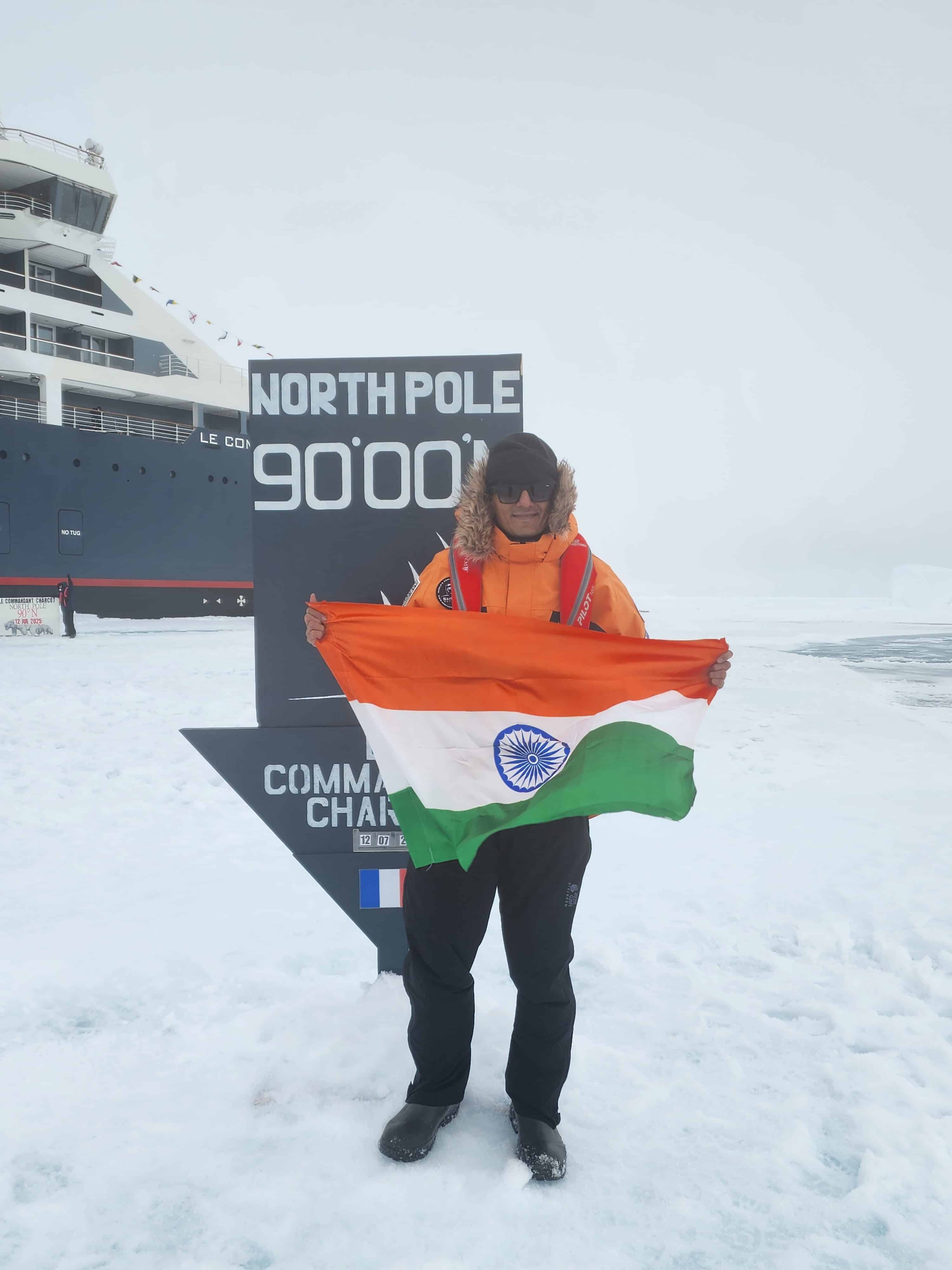 Ram Gopal Kothari with the Indian Flag at North Pole